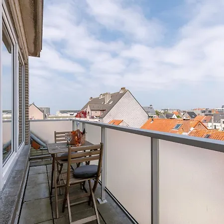 Super Charming And Sunny Penthouse With Open View Over The Inner And At Walking Distance From The Sea And The Beach Apartment *