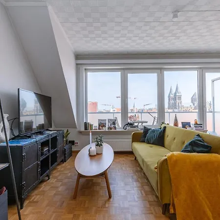 Super Charming And Sunny Penthouse With Open View Over The Inner And At Walking Distance From The Sea And The Beach