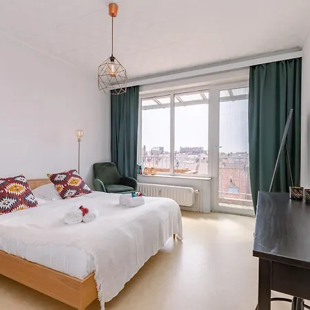 Apartment Super Charming And Sunny Penthouse With Open View Over The Inner And At Walking Distance From The Sea And The Beach *